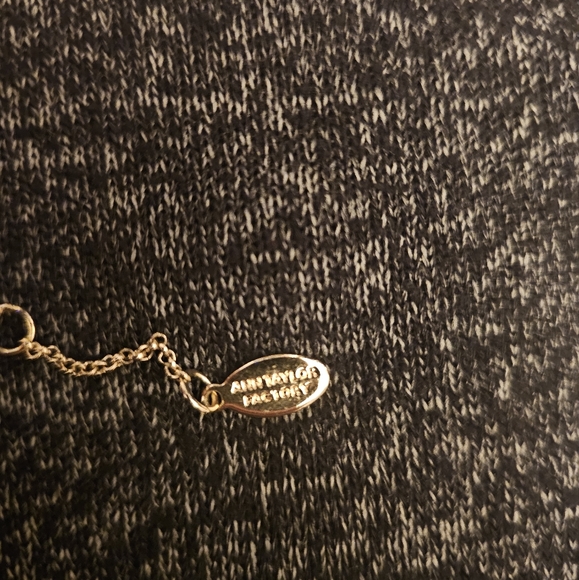 Ann Taylor Factory Necklace - Picture 2 of 3